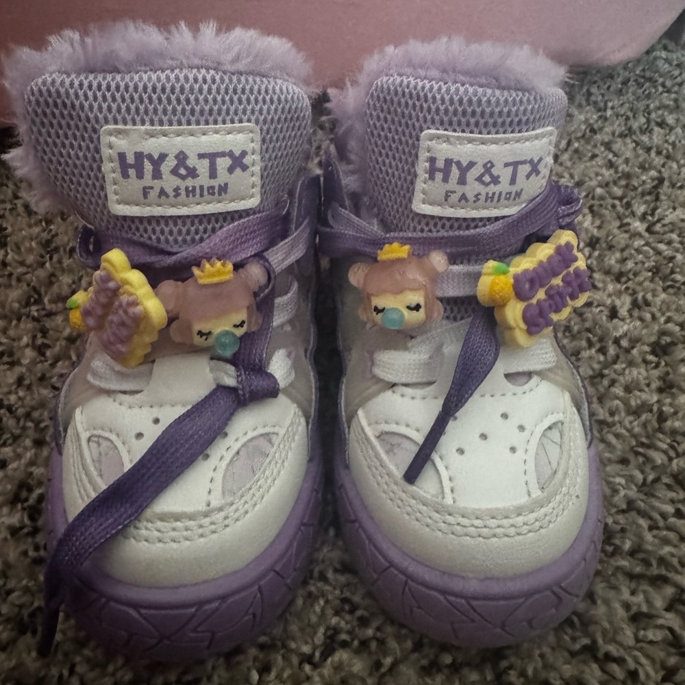 Kids Sneakers - Lavender and White